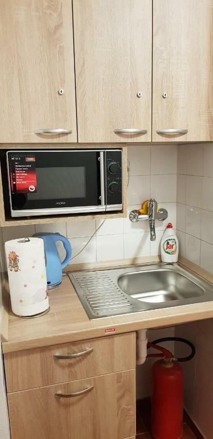 Penzion Mar Hradec Kralove Exterior photo